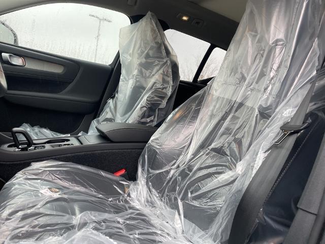 2025 Volvo XC40 Vehicle Photo in Grapevine, TX 76051
