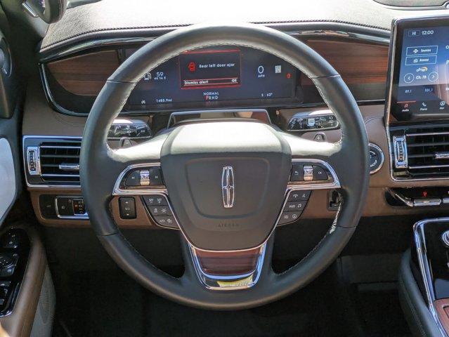 2024 Lincoln Navigator Vehicle Photo in SELMA, TX 78154-1460