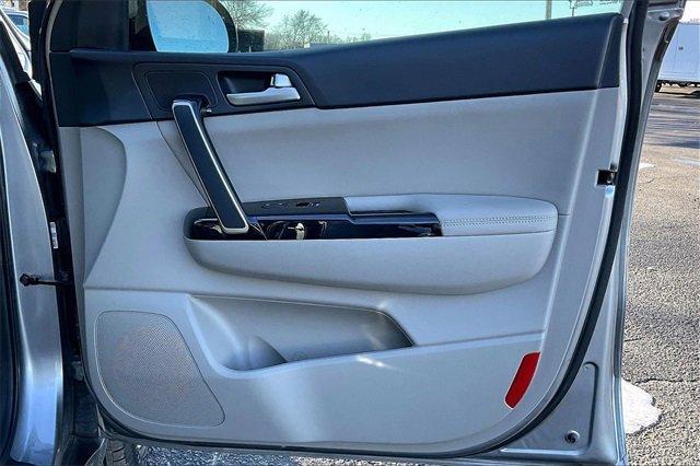 2022 Kia Sportage Vehicle Photo in INDEPENDENCE, MO 64055-1314
