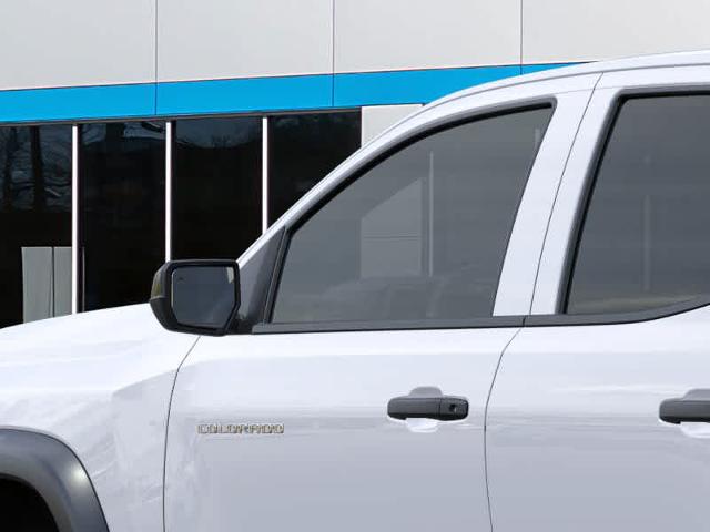 2025 Chevrolet Colorado Vehicle Photo in MOON TOWNSHIP, PA 15108-2571