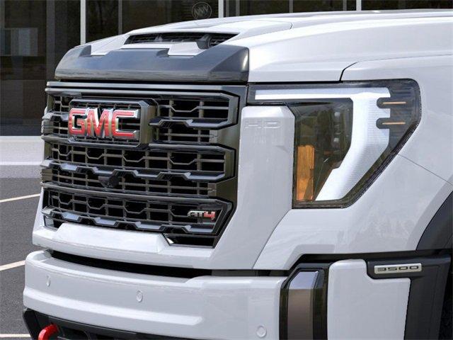 2025 GMC Sierra 3500 HD Vehicle Photo in PUYALLUP, WA 98371-4149