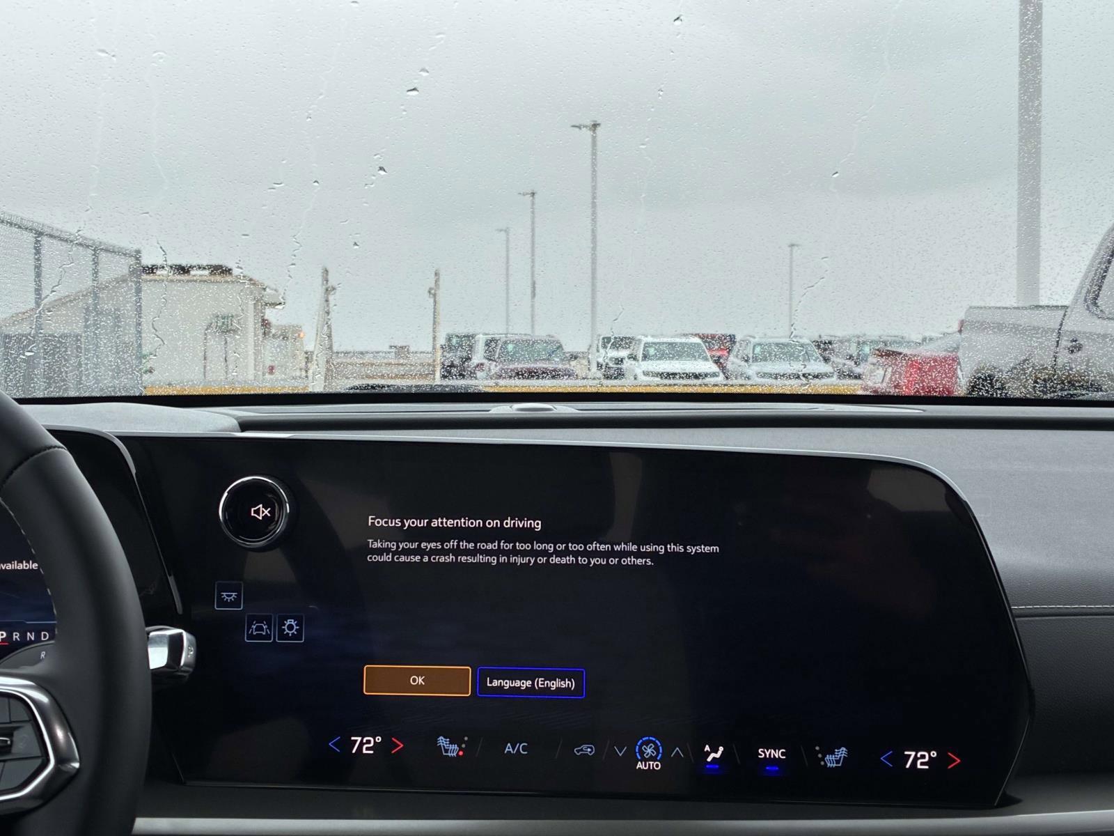 2025 Chevrolet Traverse Vehicle Photo in LOS ANGELES, CA 90007-3794