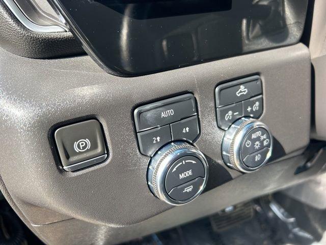 2024 GMC Sierra 1500 Vehicle Photo in MEDINA, OH 44256-9631