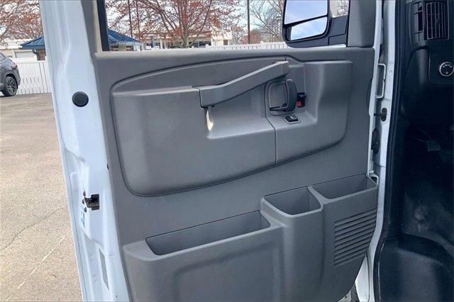 2018 GMC Savana Cargo 2500 Vehicle Photo in INDEPENDENCE, MO 64055-1377