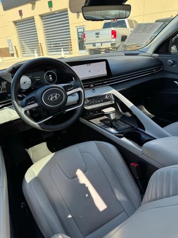2021 Hyundai ELANTRA Vehicle Photo in Peoria, IL 61615
