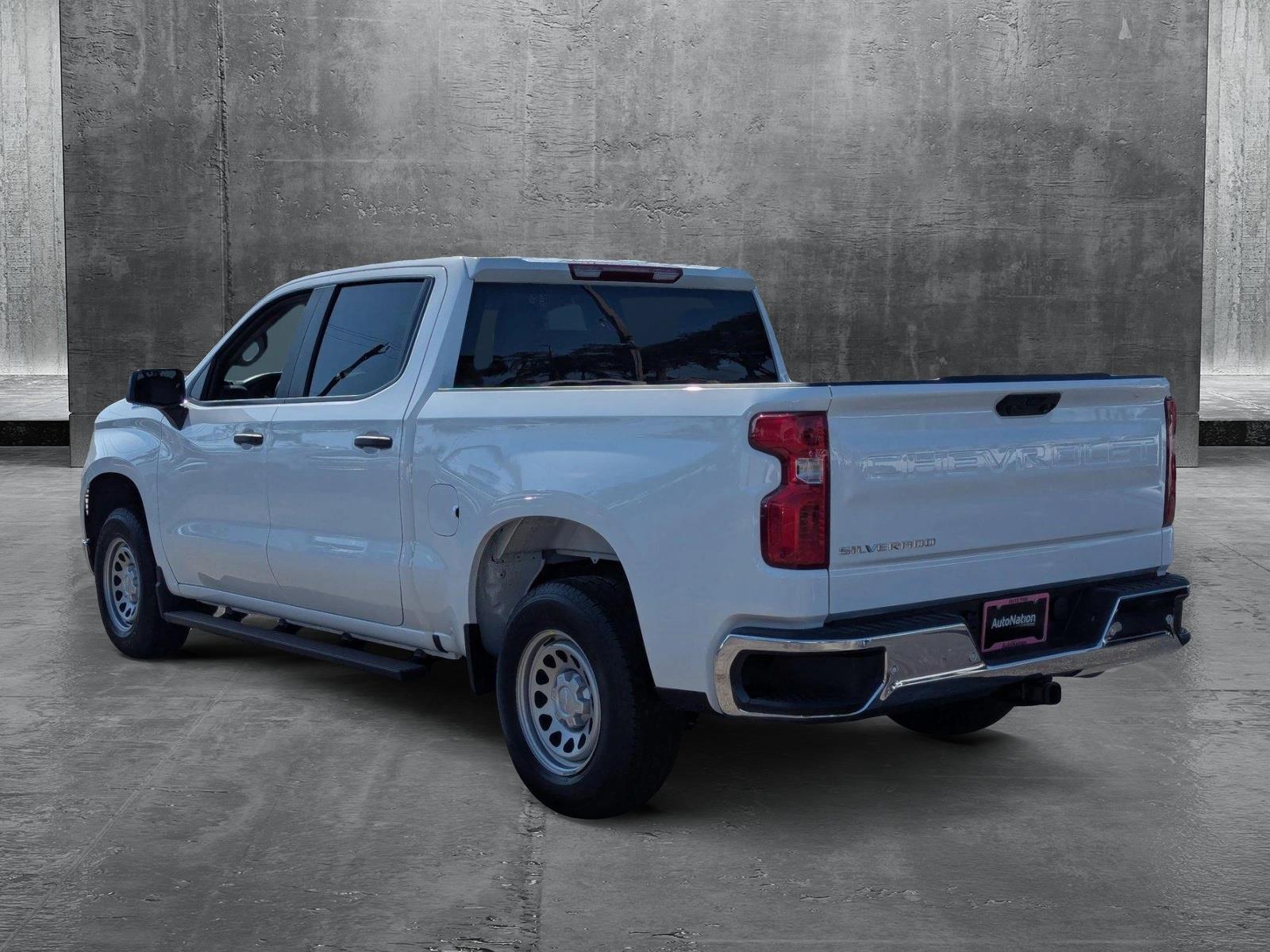 2025 Chevrolet Silverado 1500 Vehicle Photo in GREENACRES, FL 33463-3207