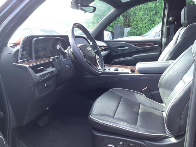 2023 Cadillac Escalade Vehicle Photo in SMITHTOWN, NY 11787-5023