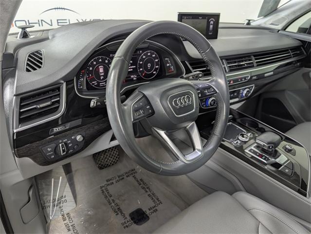 2017 Audi Q7 Vehicle Photo in ENGLEWOOD, CO 80113-6708