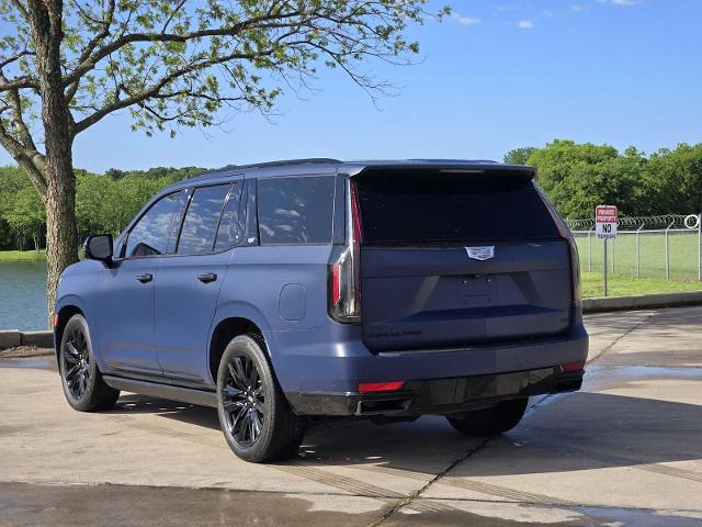 2023 Cadillac Escalade Vehicle Photo in DENTON, TX 76210-9321