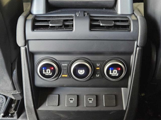2024 Defender Vehicle Photo in AUSTIN, TX 78717