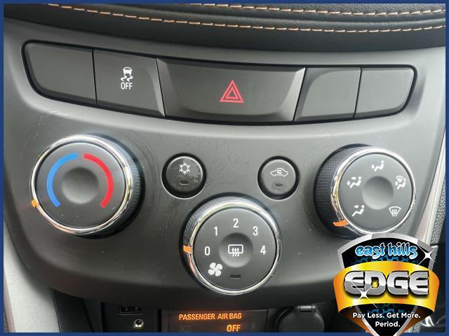 2022 Chevrolet Trax Vehicle Photo in Roslyn, NY 11576