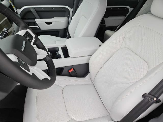 2025 Defender Vehicle Photo in AUSTIN, TX 78717