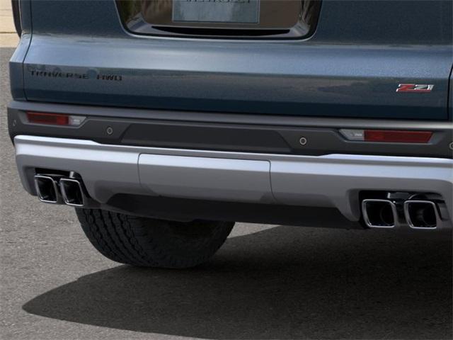2025 Chevrolet Traverse Vehicle Photo in ENGLEWOOD, CO 80113-6708
