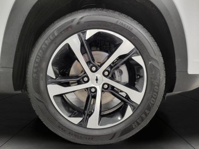 2025 Chevrolet Trax Vehicle Photo in APPLETON, WI 54914-4656