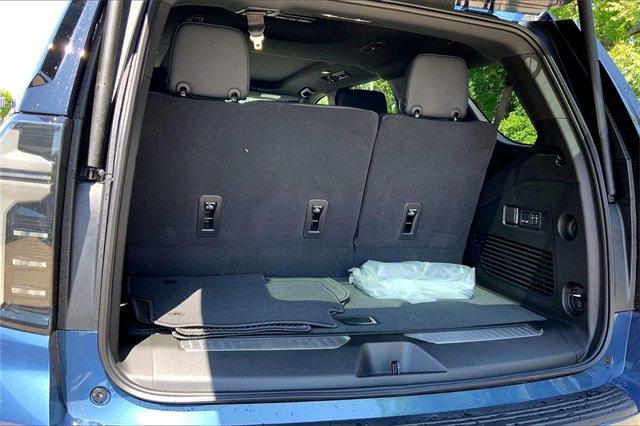 2025 Chevrolet Tahoe Vehicle Photo in KANSAS CITY, MO 64114-4502