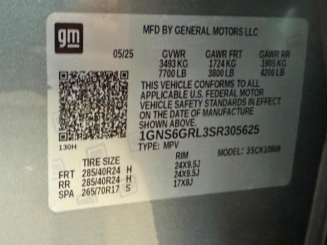 2025 Chevrolet Suburban Vehicle Photo in COLUMBIA, MO 65203-3903
