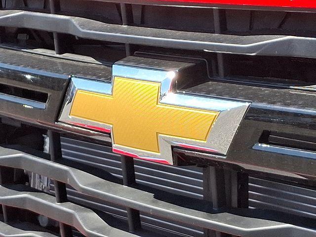 2025 Chevrolet Silverado 3500 HD Chassis Cab Vehicle Photo in DANBURY, CT 06810-5034