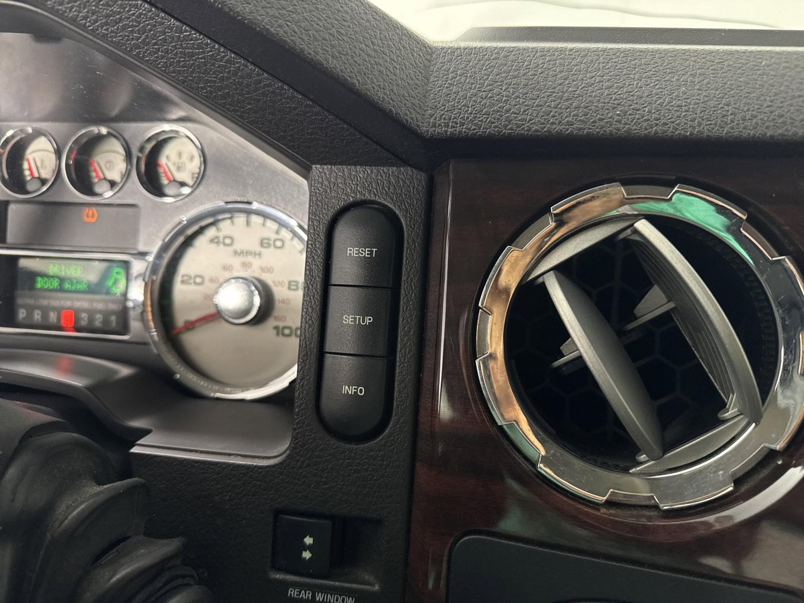 2010 Ford Super Duty F-250 SRW Vehicle Photo in GEORGETOWN, TX 78626-7508