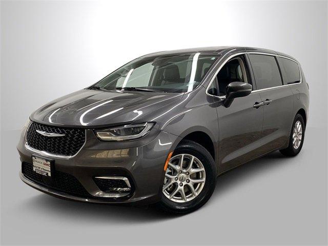 2023 Chrysler Pacifica Vehicle Photo in PORTLAND, OR 97225-3518