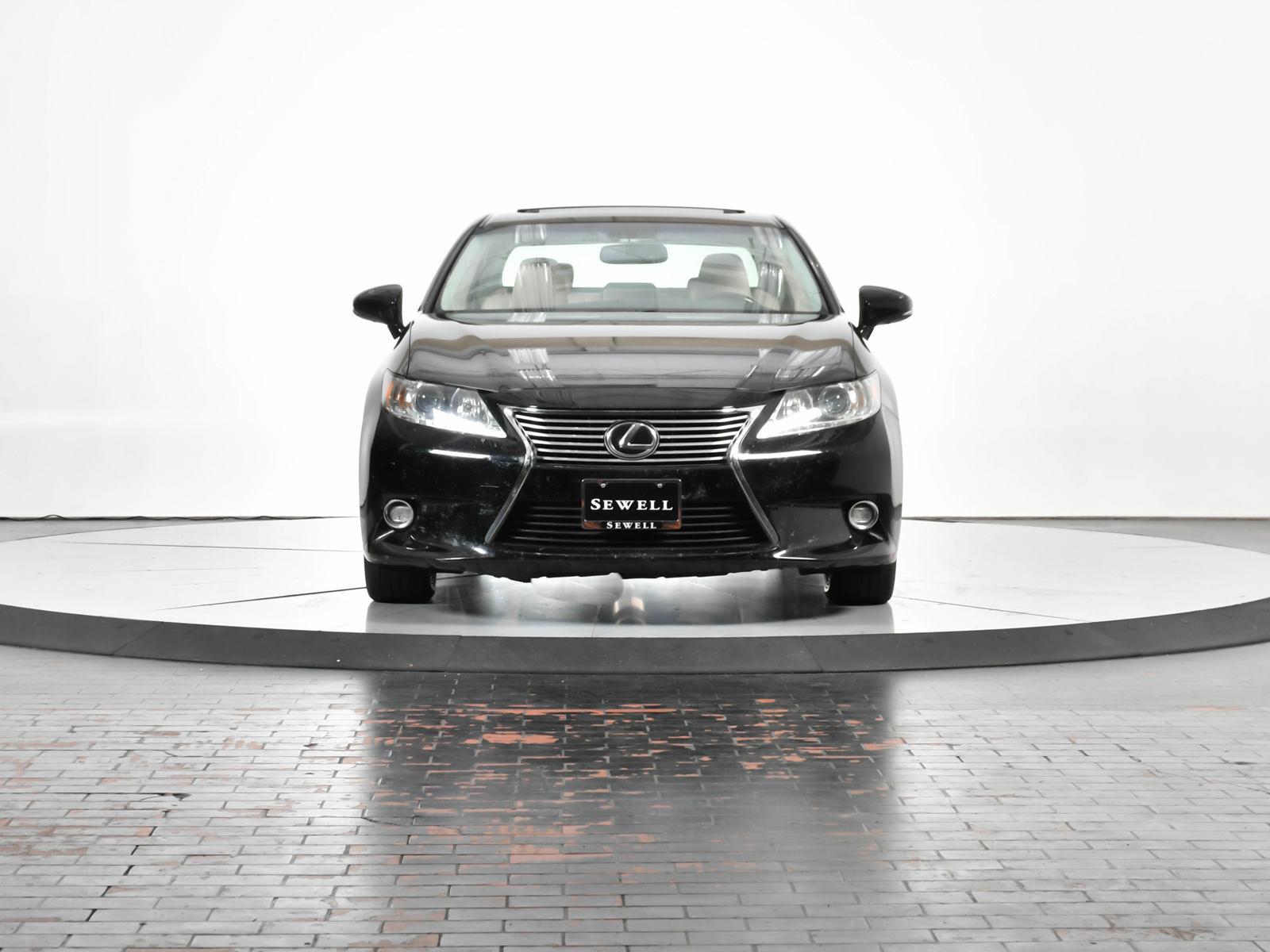 2015 Lexus ES 350 Vehicle Photo in DALLAS, TX 75235