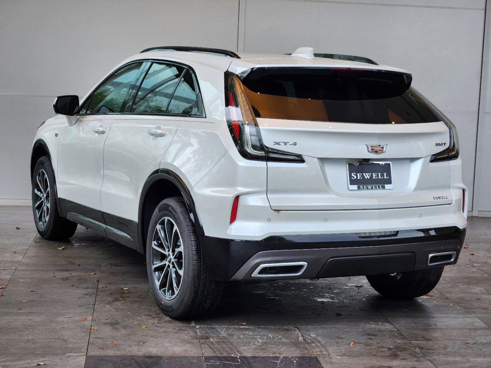 2025 Cadillac XT4 Vehicle Photo in HOUSTON, TX 77079-1502