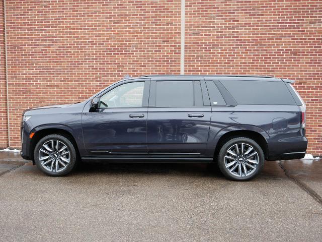 Used 2022 Cadillac Escalade ESV Sport Platinum with VIN 1GYS4RKL3NR199809 for sale in Edina, Minnesota