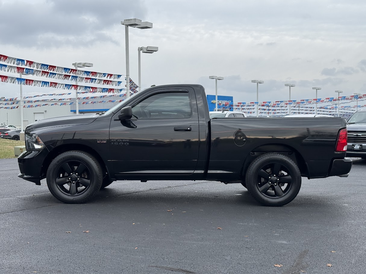 2018 Ram 1500 Vehicle Photo in BOONVILLE, IN 47601-9633