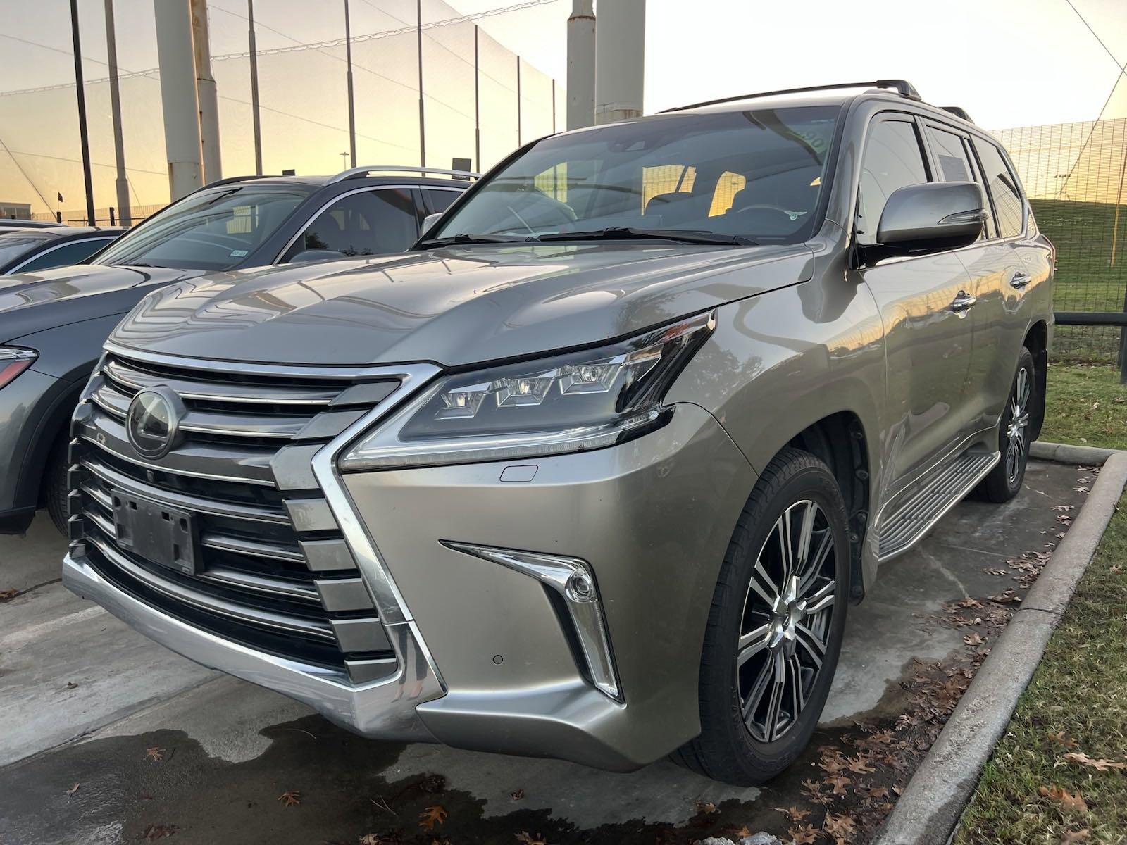 2019 Lexus LX 570 Vehicle Photo in HOUSTON, TX 77079