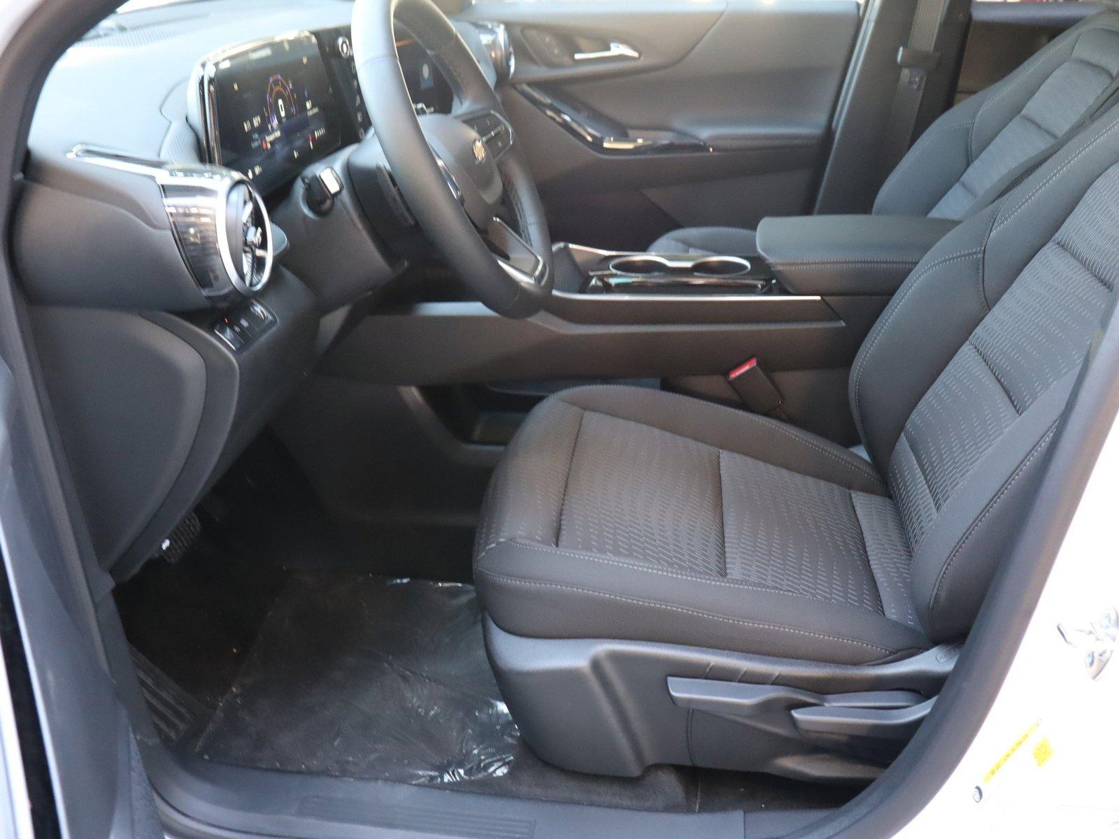 2025 Chevrolet Equinox Vehicle Photo in LOS ANGELES, CA 90007-3794