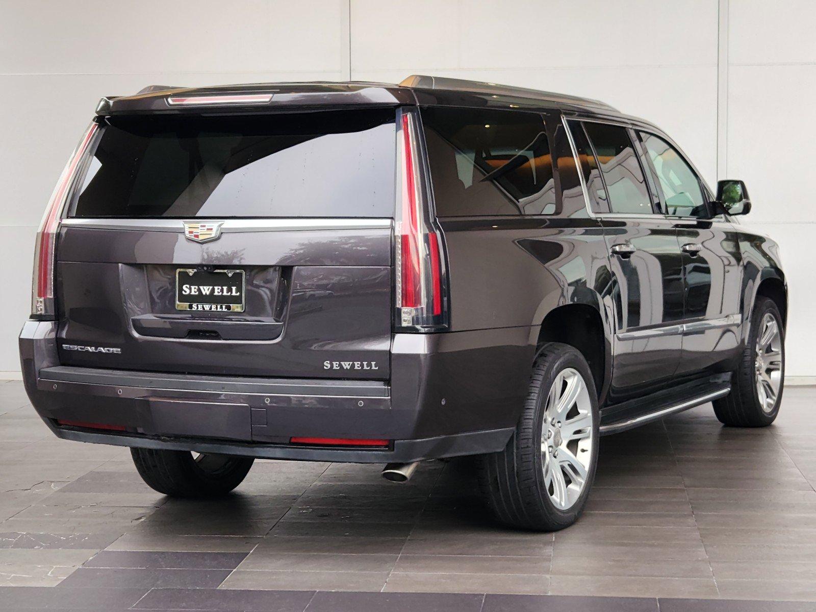 2018 Cadillac Escalade ESV Vehicle Photo in HOUSTON, TX 77079-1502