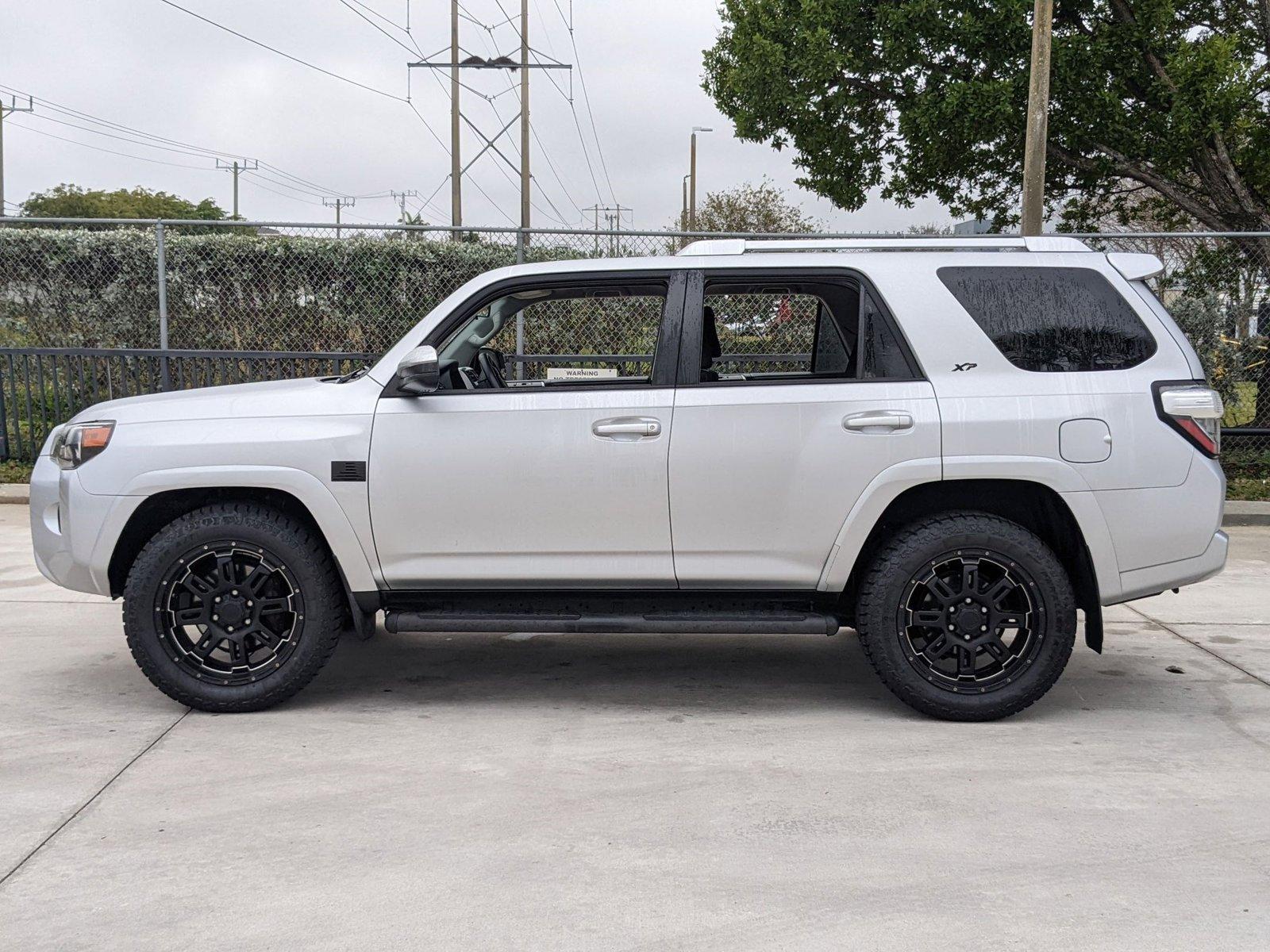 2018 Toyota 4Runner Vehicle Photo in Davie, FL 33331