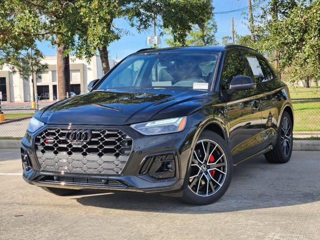 2025 Audi SQ5 Vehicle Photo in HOUSTON, TX 77090