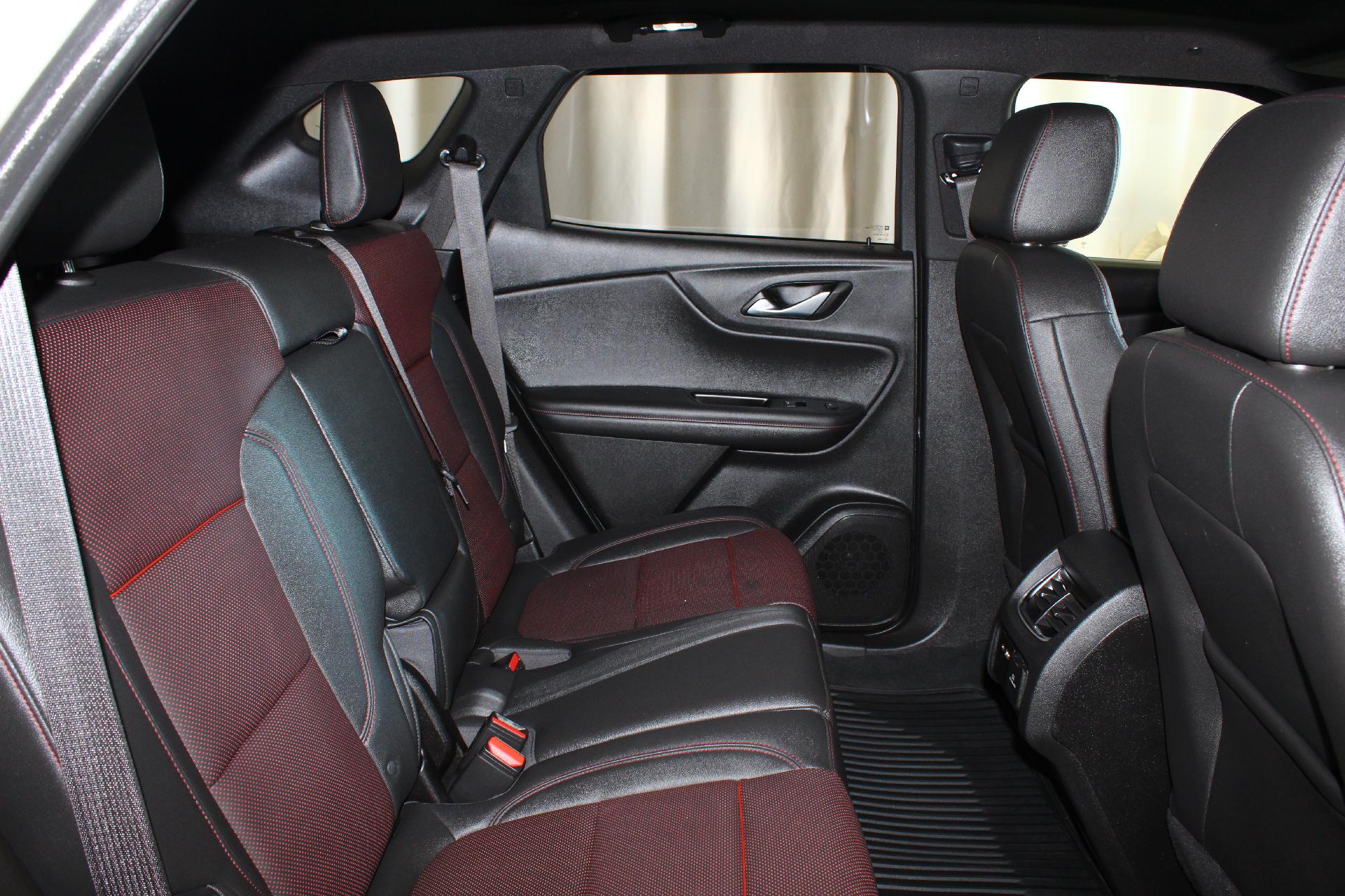 2021 Chevrolet Blazer Vehicle Photo in NORTHAMPTON, MA 01060-1120