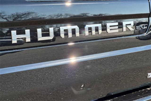 2025 GMC HUMMER EV Pickup Vehicle Photo in ELK GROVE, CA 95757-8703