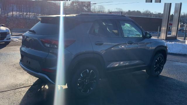 2022 Chevrolet Trailblazer Vehicle Photo in MOON TOWNSHIP, PA 15108-2571