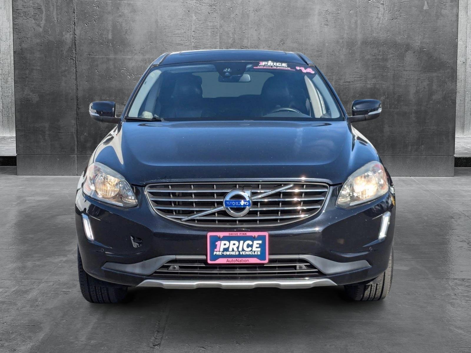 2014 Volvo XC60 Vehicle Photo in VALENCIA, CA 91355-1705