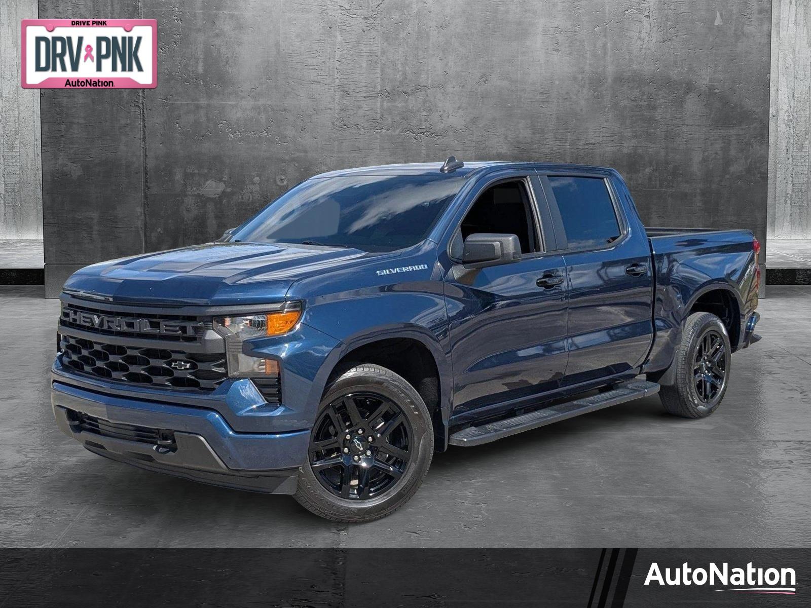 2022 Chevrolet Silverado 1500 Vehicle Photo in PEMBROKE PINES, FL 33024-6534