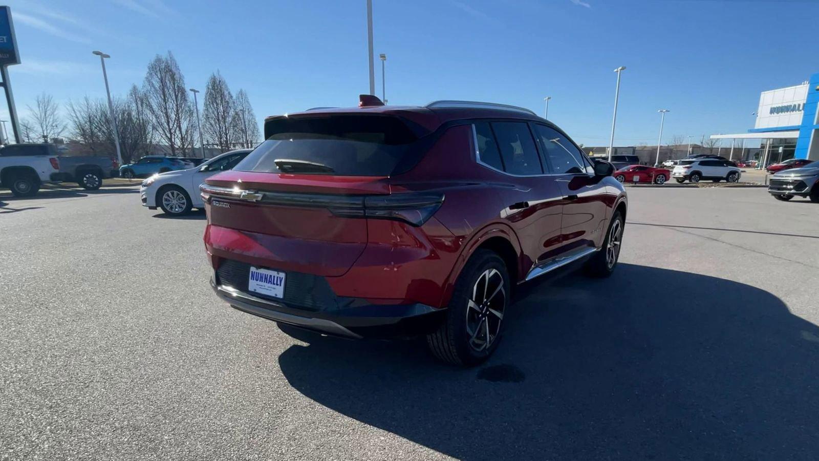 2025 Chevrolet Equinox EV Vehicle Photo in BENTONVILLE, AR 72712-4322