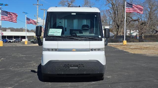 2025 Chevrolet BrightDrop 400 Vehicle Photo in INDEPENDENCE, MO 64055-1314