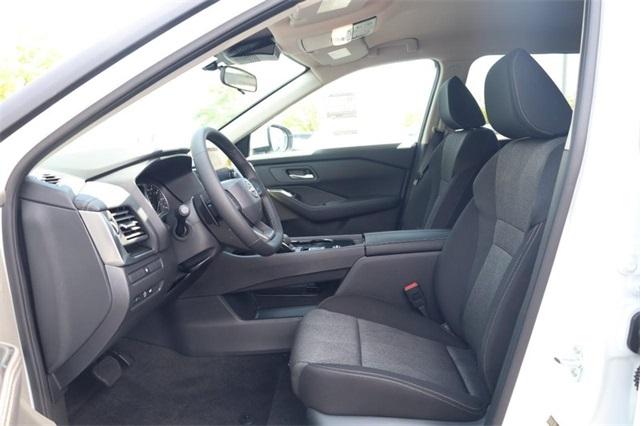 2025 Nissan Rogue Vehicle Photo in Hazelwood, MO 63042