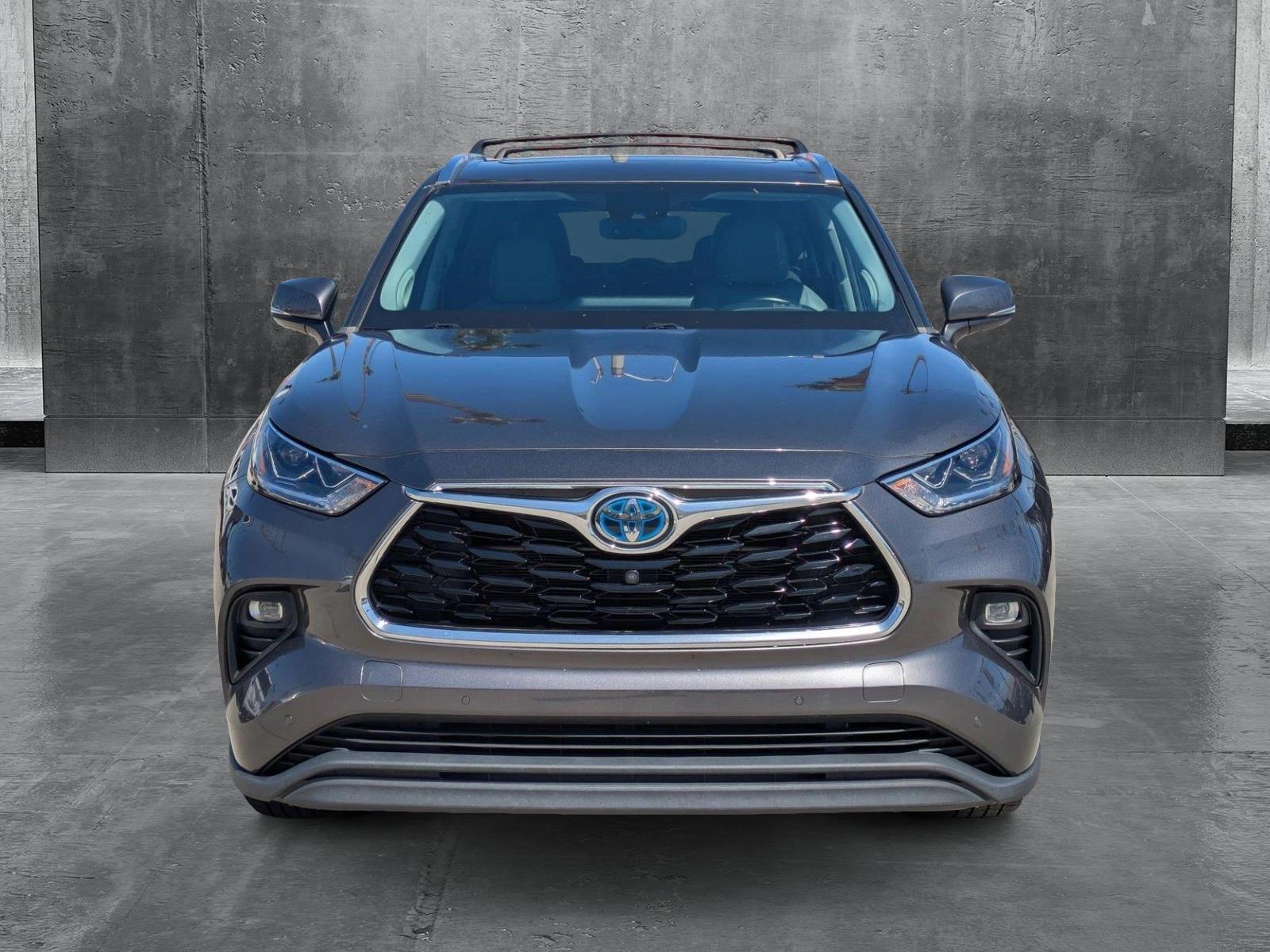 2022 Toyota Highlander Vehicle Photo in Tustin, CA 92782