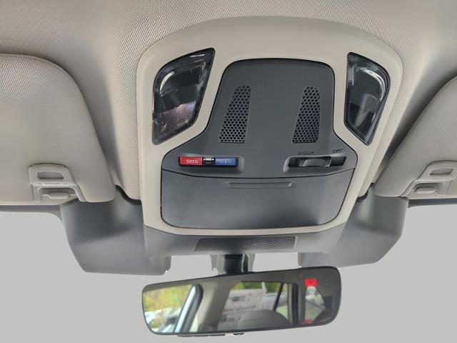 2025 Subaru Outback Vehicle Photo in Green Bay, WI 54304