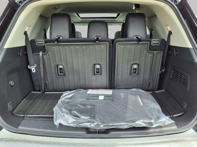 2025 Nissan Pathfinder Vehicle Photo in Oshkosh, WI 54904