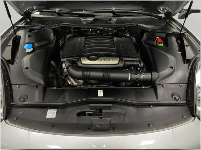 2018 Porsche Cayenne Vehicle Photo in Appleton, WI 54913