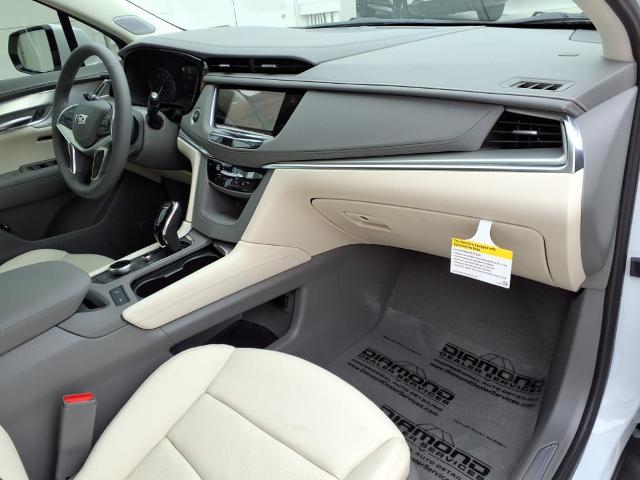 2025 Cadillac XT5 Vehicle Photo in Tampa, FL 33612