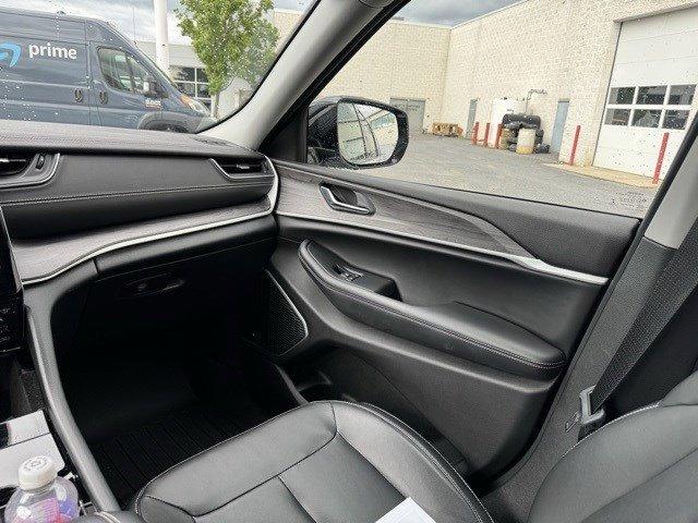 2022 Jeep Grand Cherokee L Vehicle Photo in Mechanicsburg, PA 17050-1707