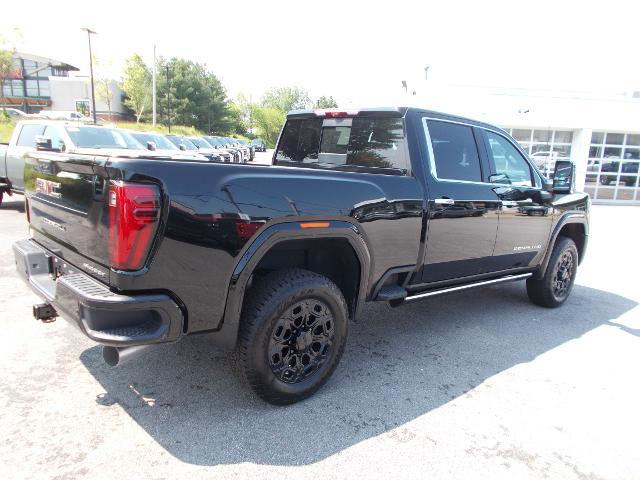 2025 GMC Sierra 2500 HD Vehicle Photo in LOWELL, MA 01852-4336