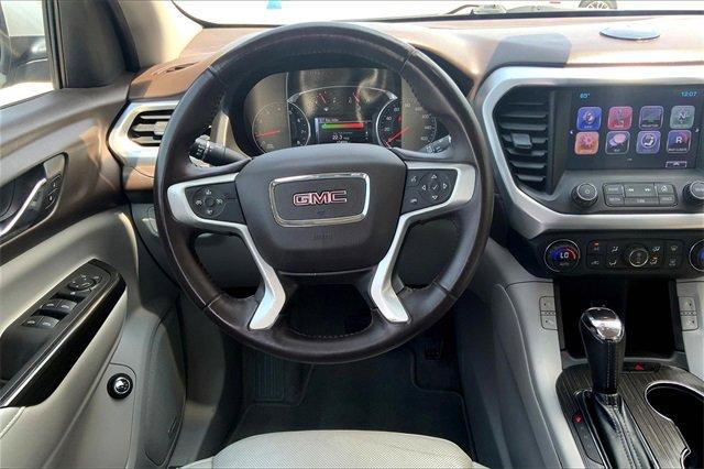 2017 GMC Acadia Vehicle Photo in TOPEKA, KS 66609-0000
