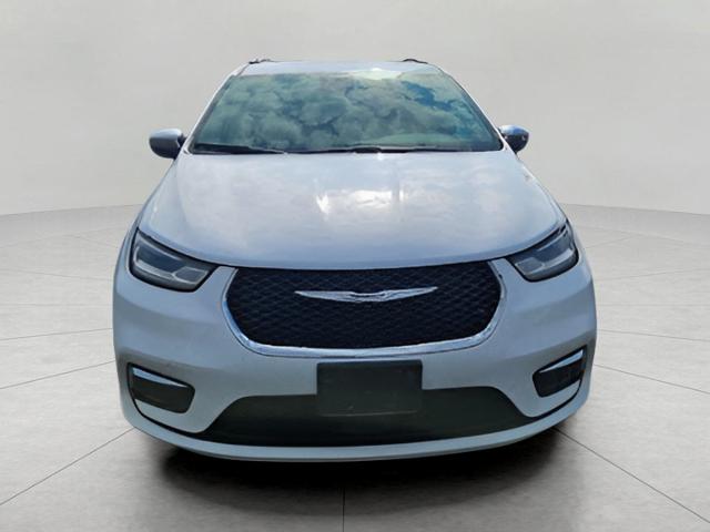 2023 Chrysler Pacifica Vehicle Photo in NEENAH, WI 54956-2243