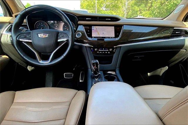 2024 Cadillac XT6 Vehicle Photo in KANSAS CITY, MO 64114-4545